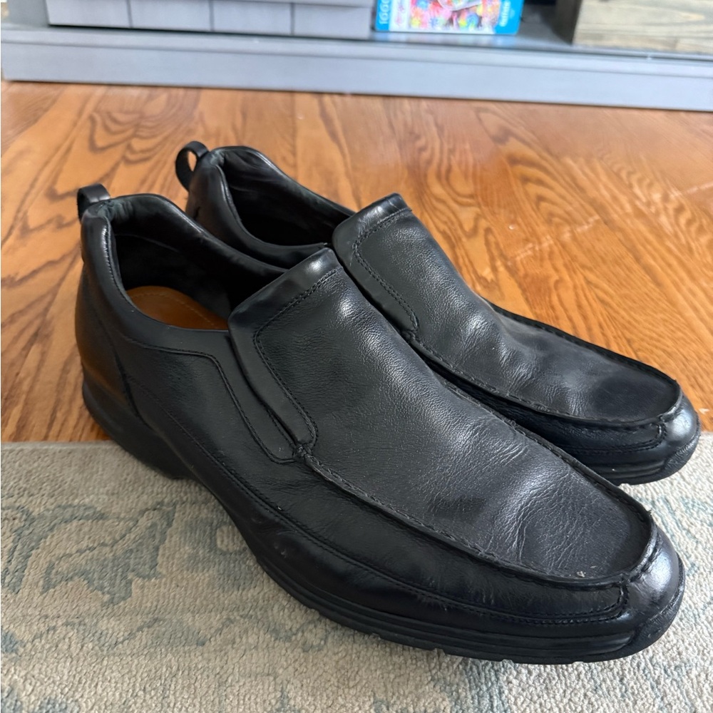 Cole Haan x Nike Black Leather Slip-On Loafers with Comfort Fit